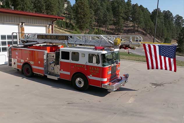 Ladder 2 LVFD Apparatus